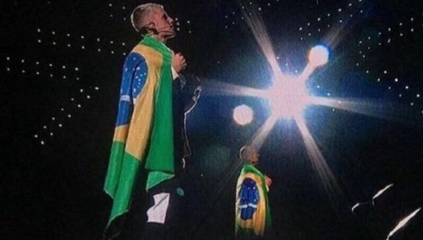 Justin Bieber declara apoio a Bolsonaro