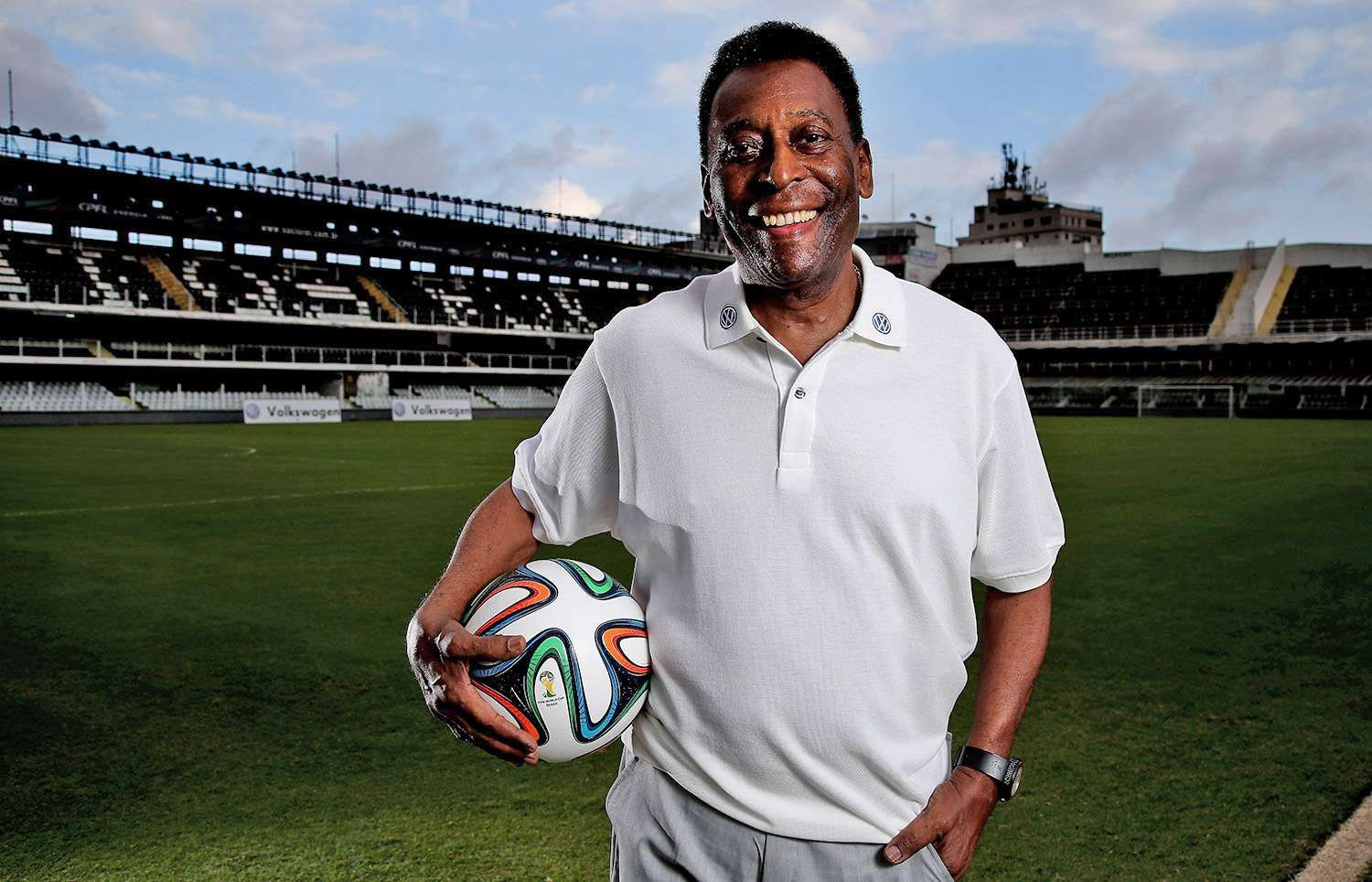Vasco encaminha a contratação de Pelé, ex Santos
