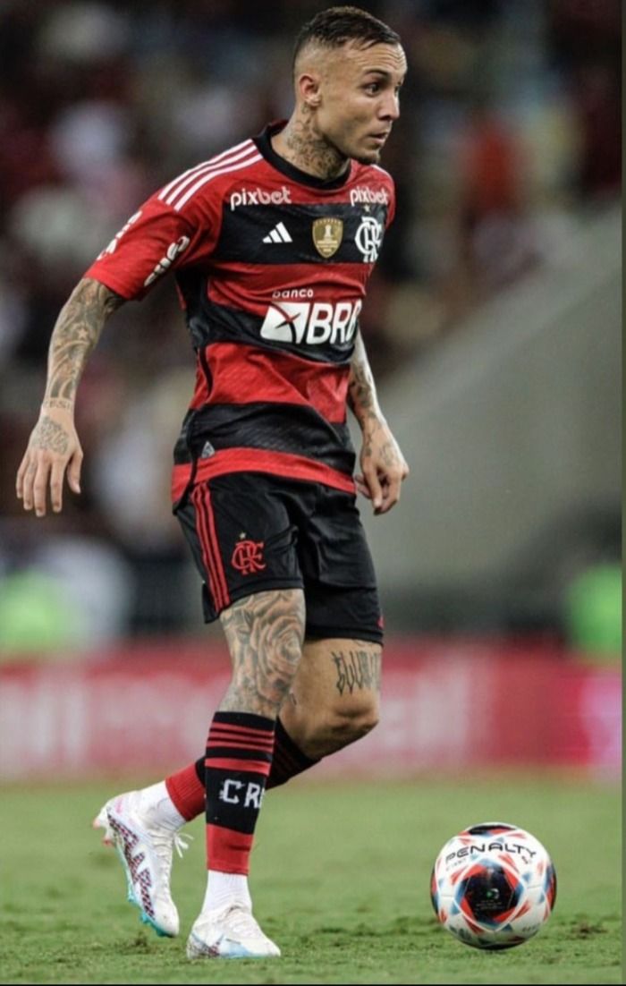 Vasco acerta empréstimo de Everton Cebolinha com o Flamengo.